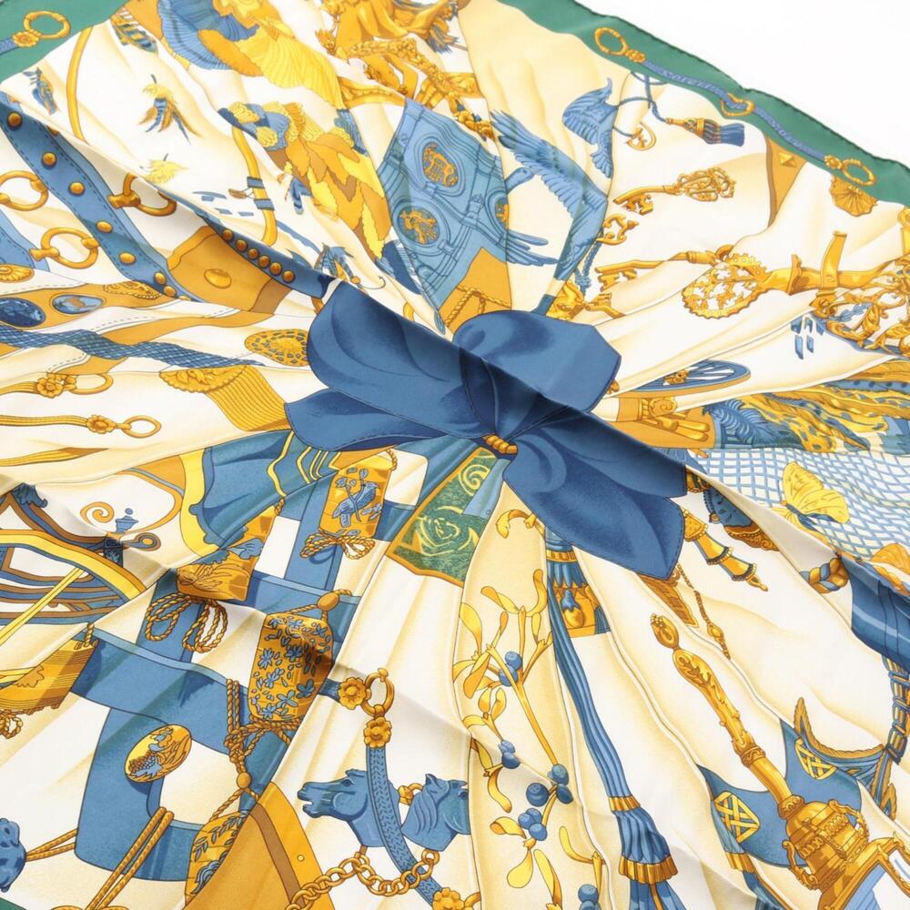 HERMES Green Silk Scarf - Picture 7 of 7